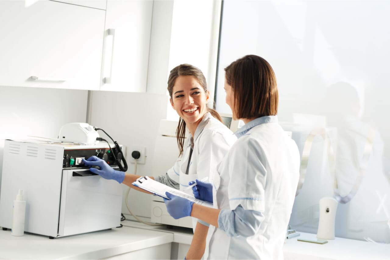 My Wisdom Teeth Stitches Came Out After 4 Days, Why? (Recovery Care